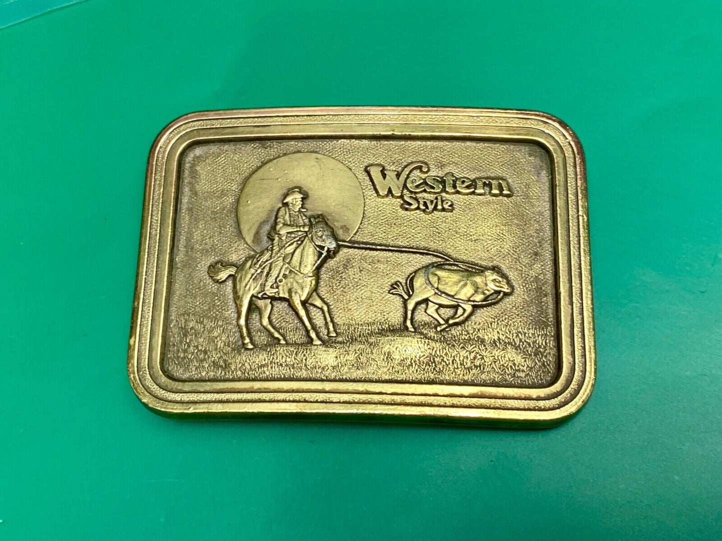 Vintage  - Western Style roping rodeo cowboy on range belt buckle