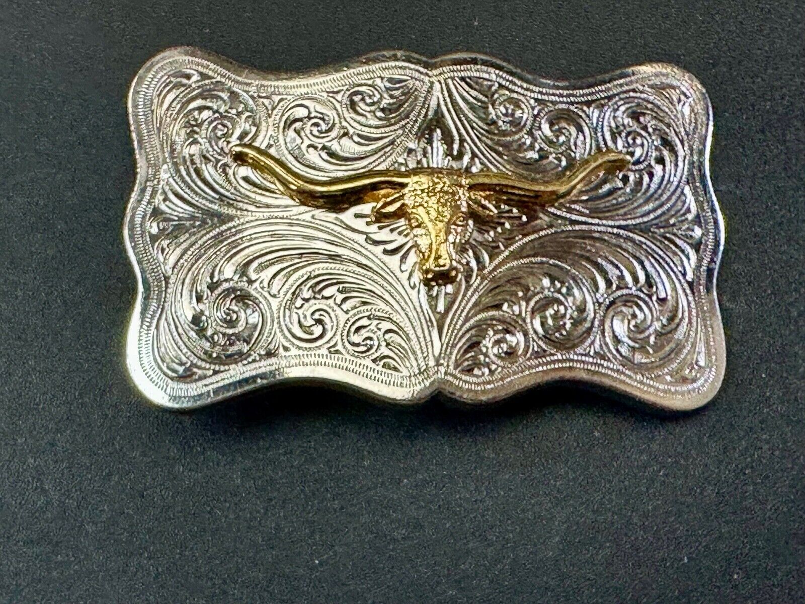 The Longhorn cow steer - cowboys cowgirls western two tone belt buckle