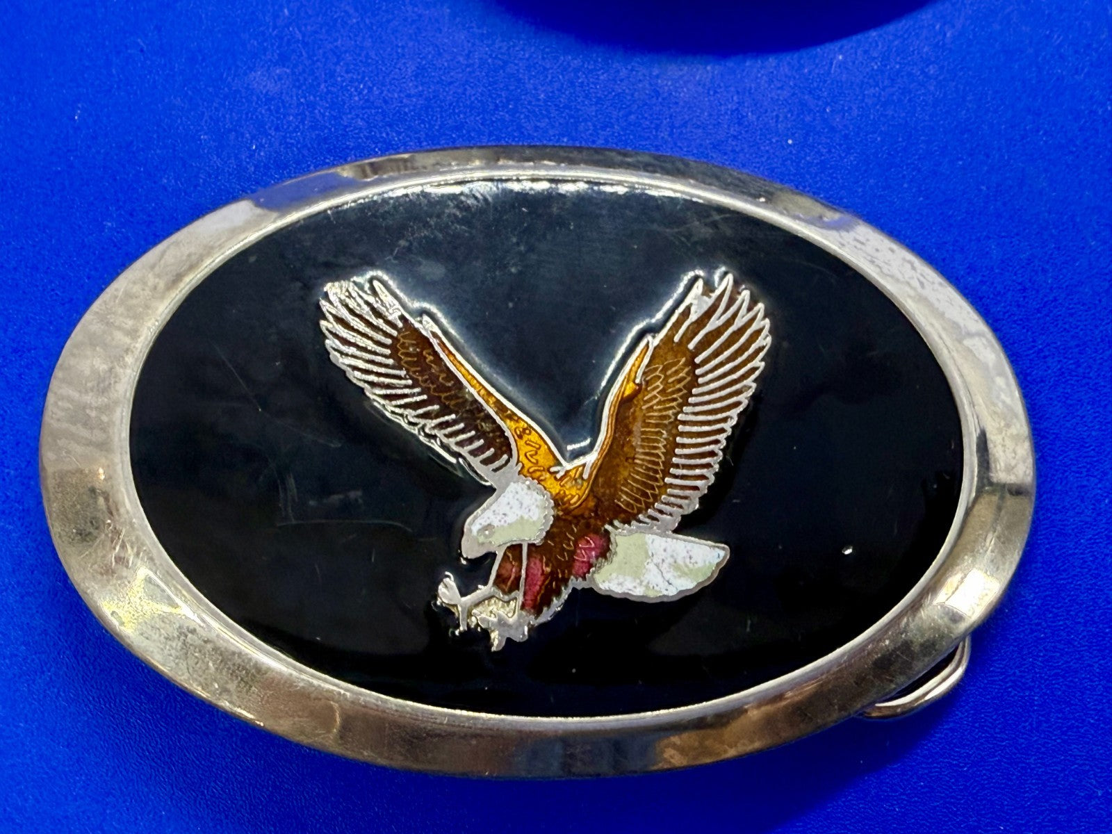 American Bald Eagle Flying Hunting Claws Black Enameled Western Oval Belt Buckle