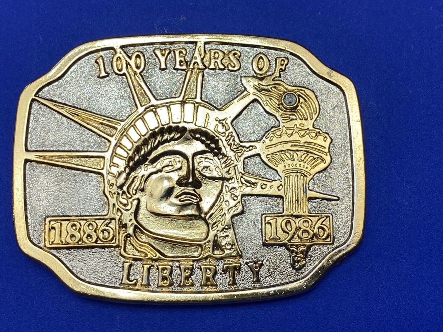 100 years Celebration of The Statue of Lady Liberty Vintage belt buckle