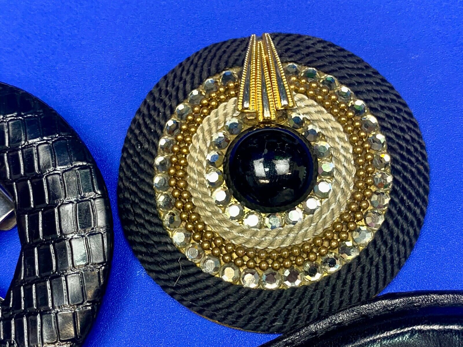 3 Pc Lot Of Black And Gold Tone Scarf Slides Belt Buckle Charmant