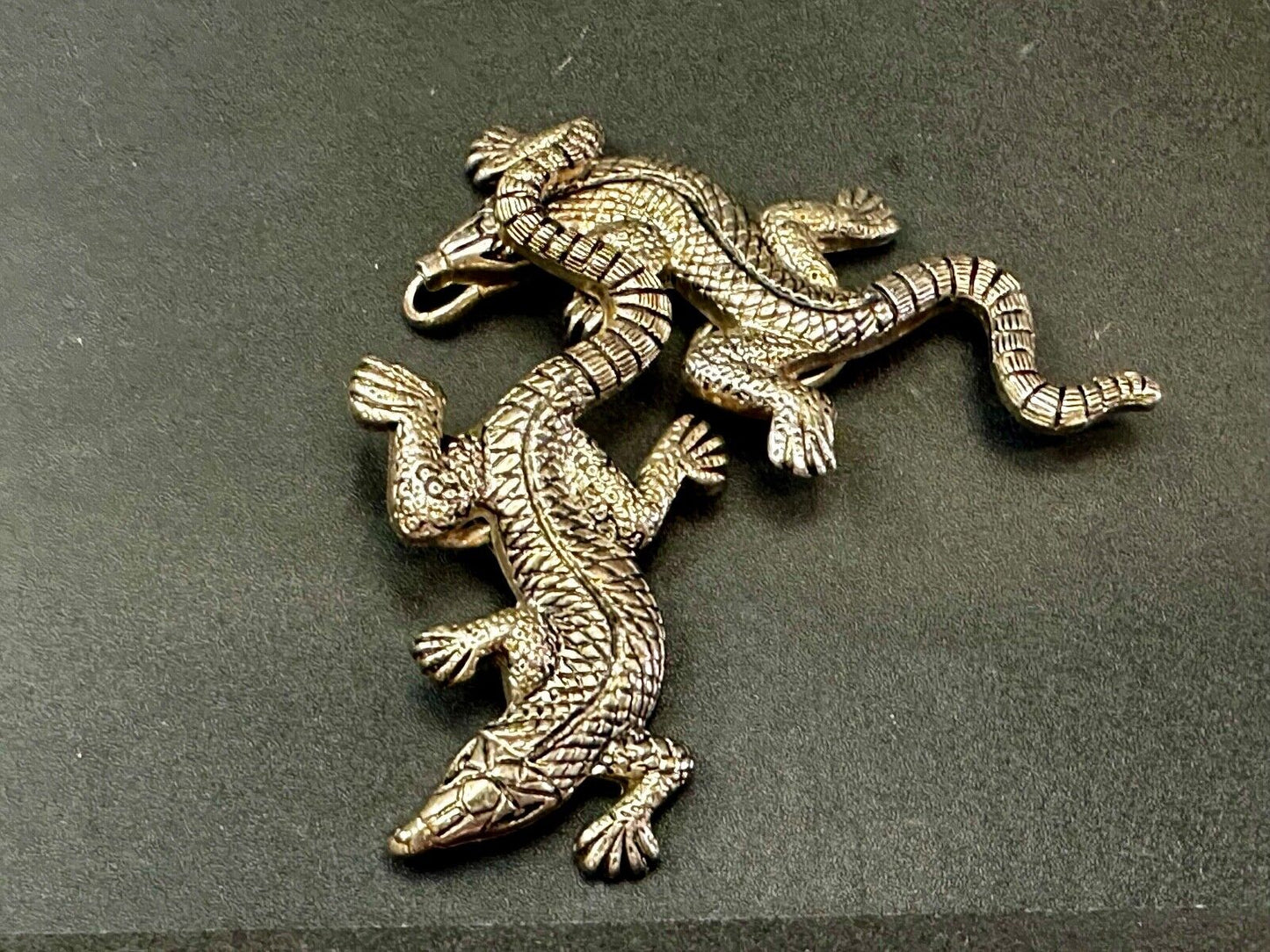 Alligators Crocodiles multi segmented gold tone large Vintage Belt Buckle Loops