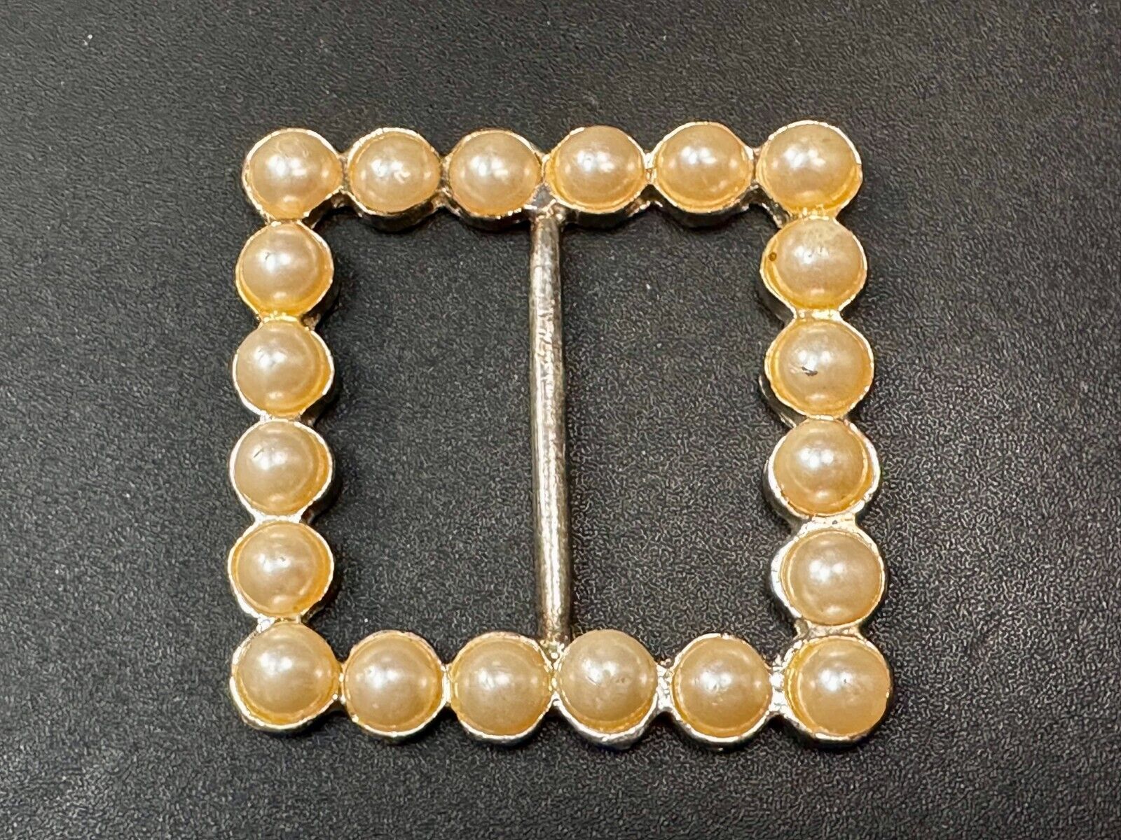 Vintage Faux Pearls Rectangular Gold Tone Plastic Belt Scarf Clip Slide Buckle