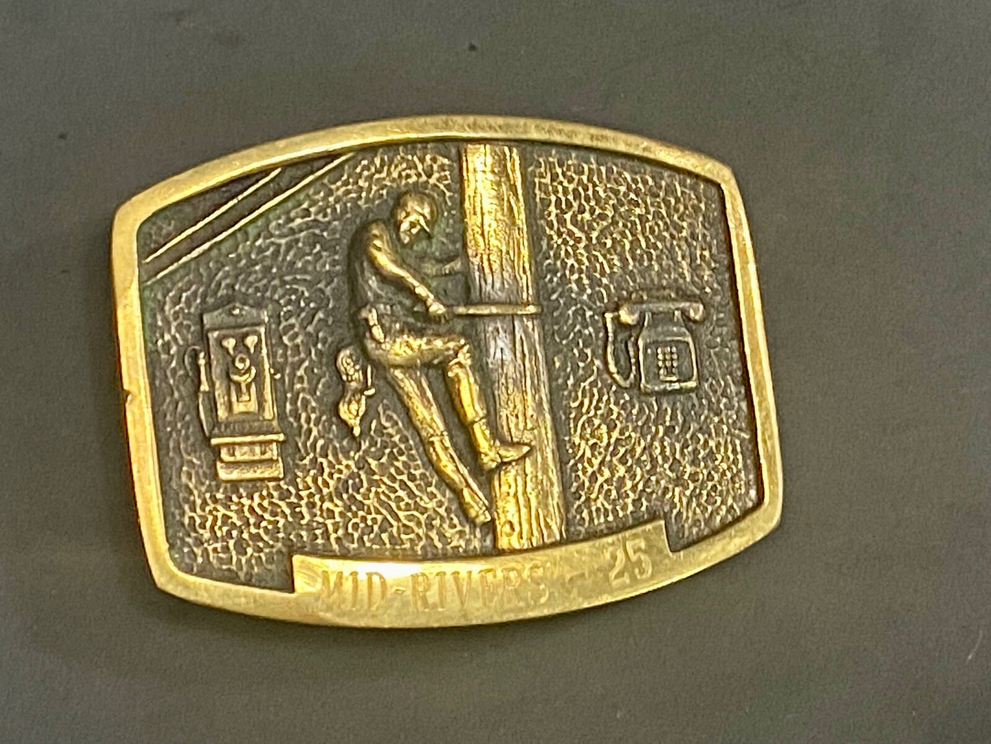 Telephone Communications Telecomunications Pole Climber Utility BTS Belt Buckle