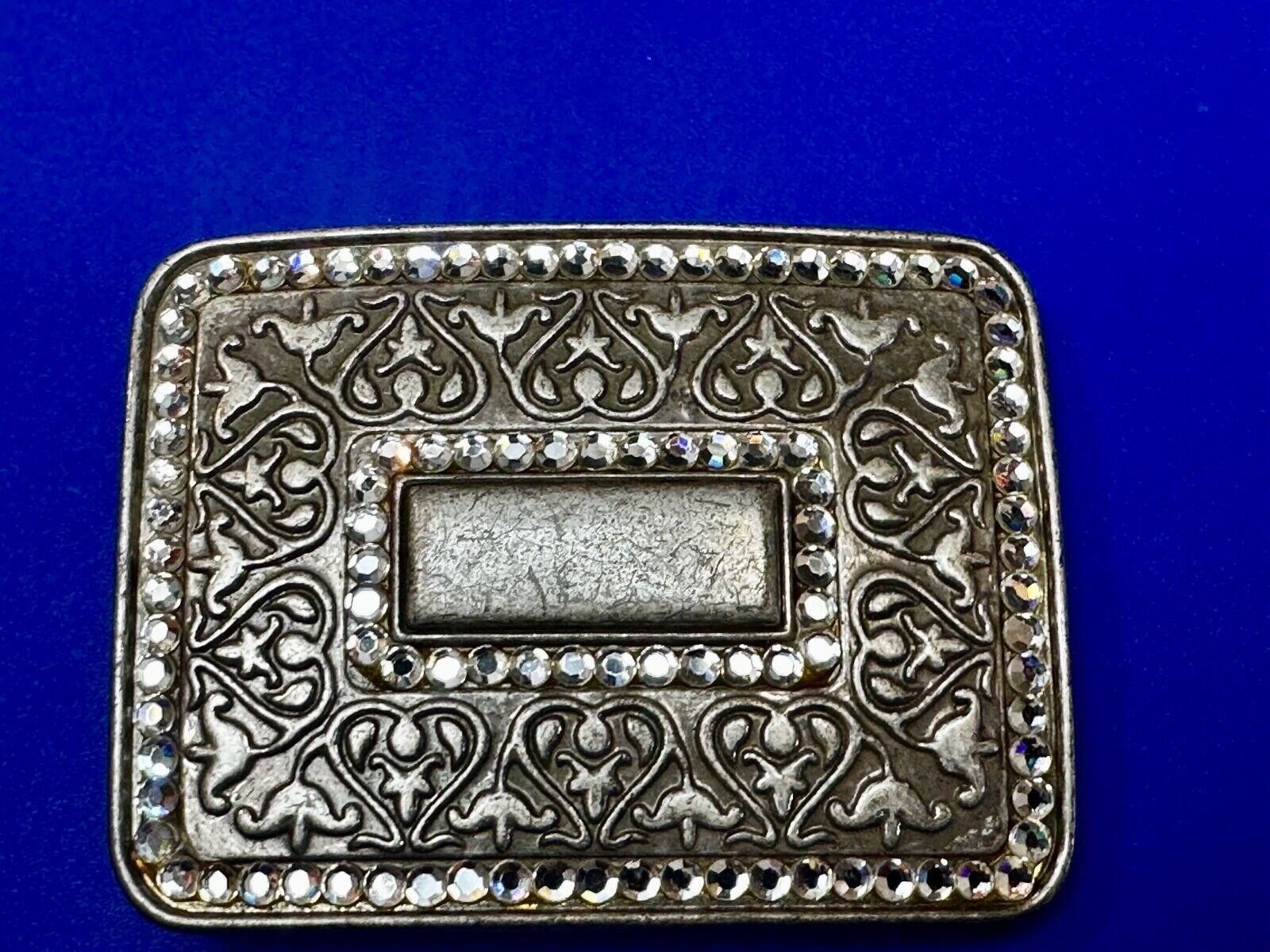 Vintage Floral flower swirl design belt buckle with two rhinestone boarders