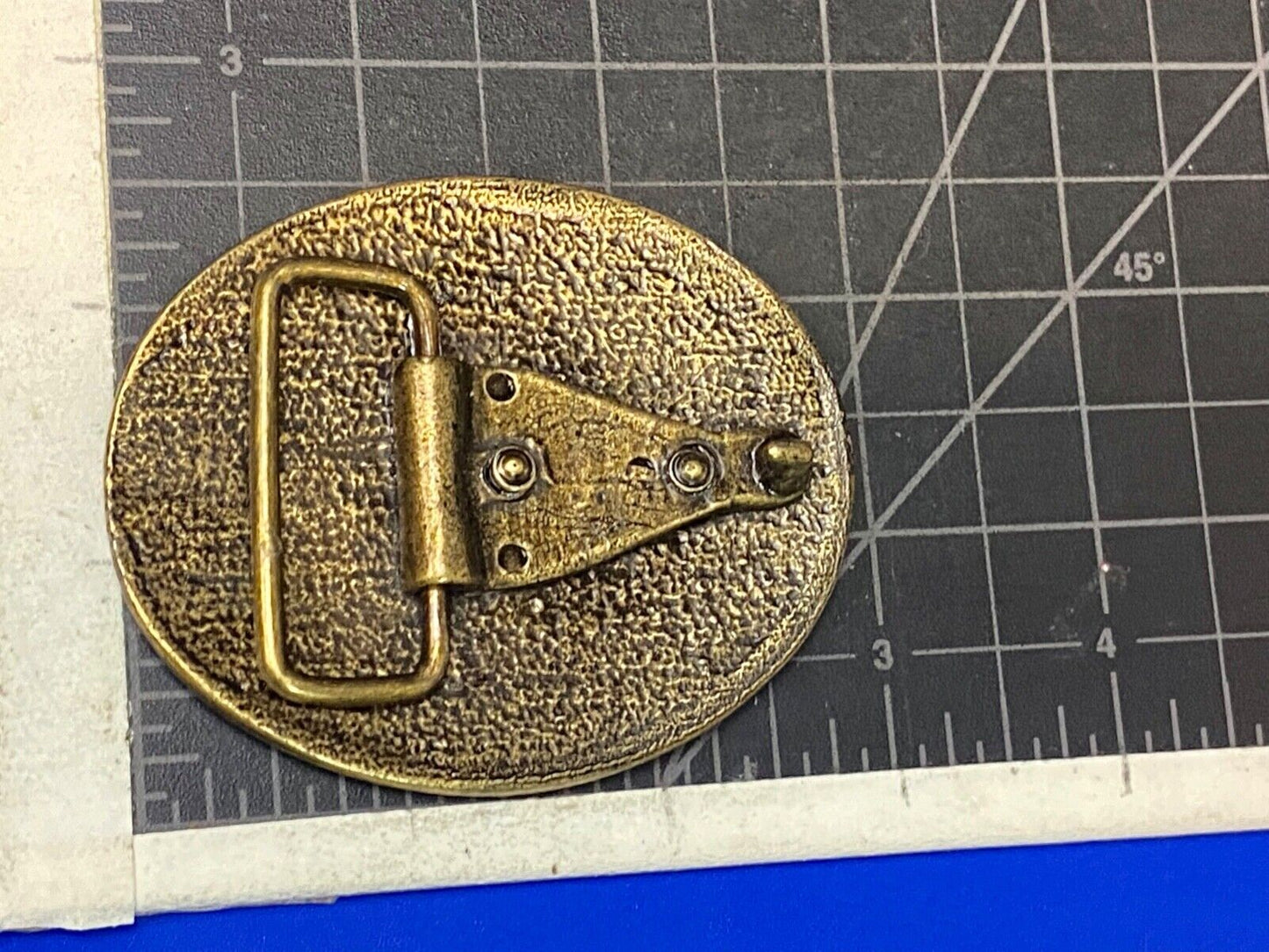 Unknown Markings On Brass Tone Rope Boarder Belt Buckle  - Project?