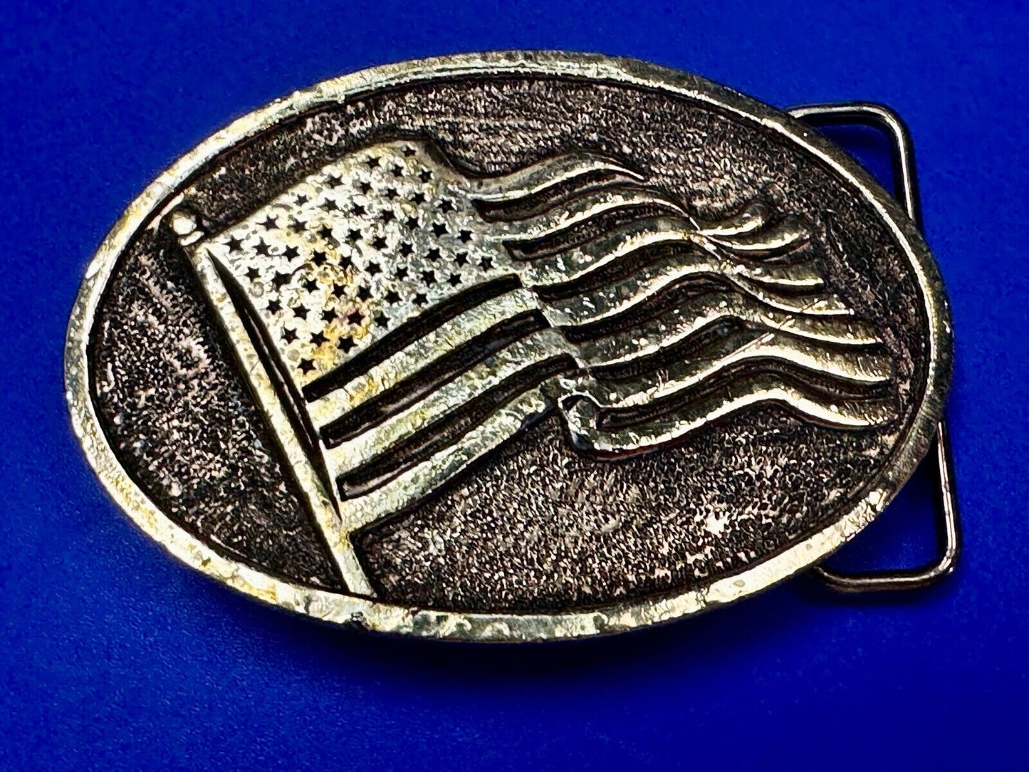American Flag Patriotic Gold Tone Vintage Oval Belt Buckle by Adezy