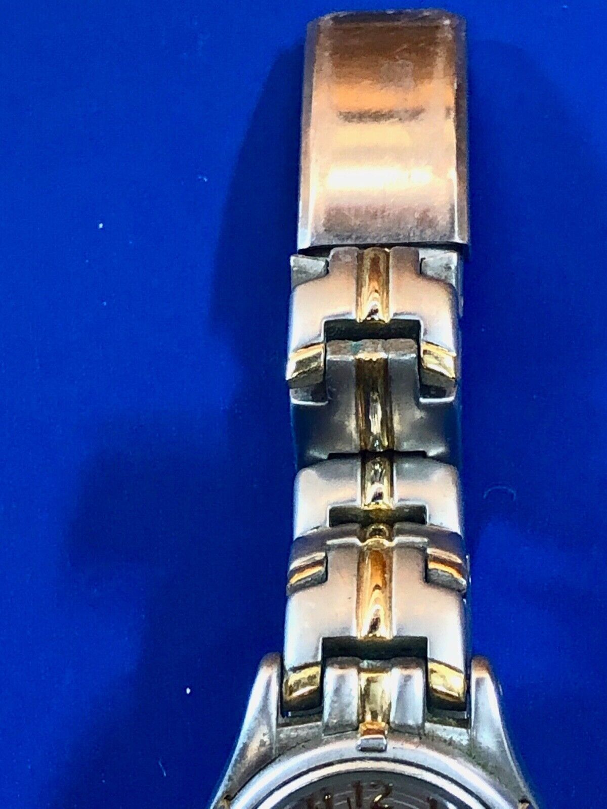 Vanity Fair 3 Atm Quartz Women's Ladies Watch With Date  - New Battery! 