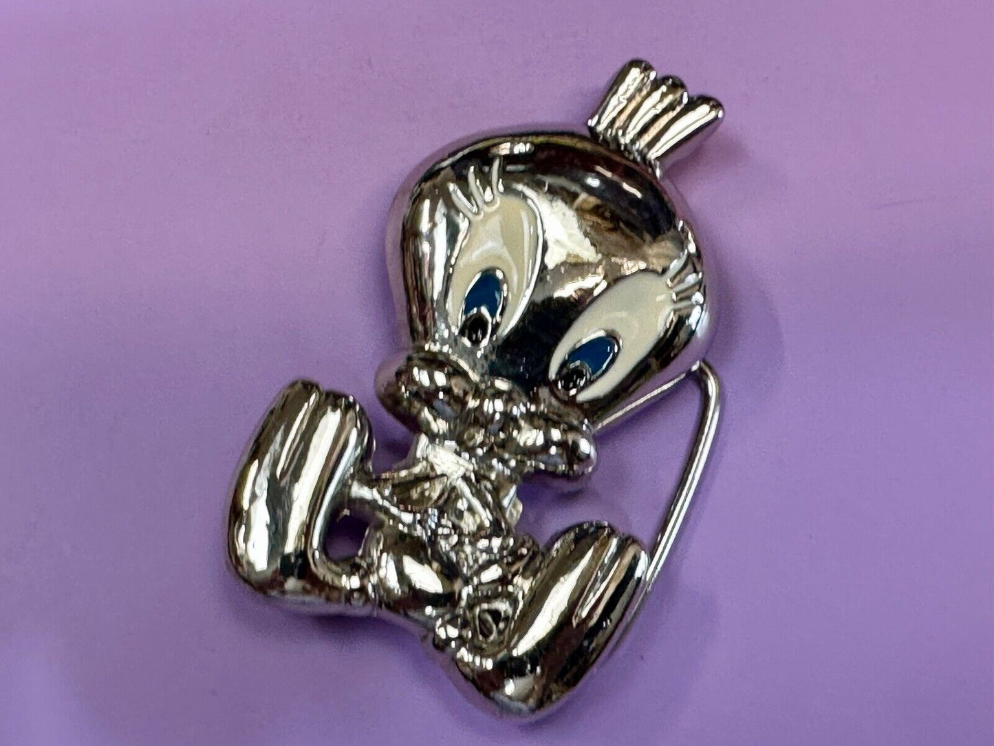 Tweety Bird Looney Tunes Enamel Eyes Silver Tone Small Vintage Belt Buckle