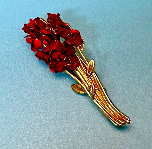 Valentines Gift!  Red Roses Bouquet Gold Tone Brooch Pin Signed DM 97