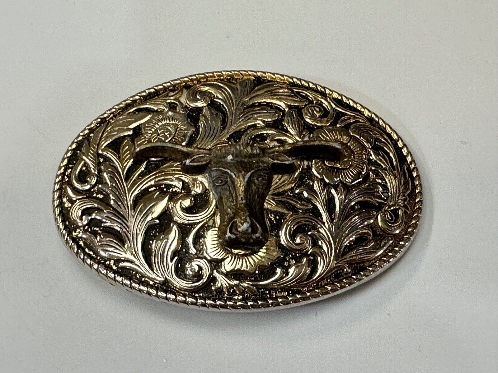 The Longhorn cow steer - cowboys cowgirls western Vintage belt buckle to restore