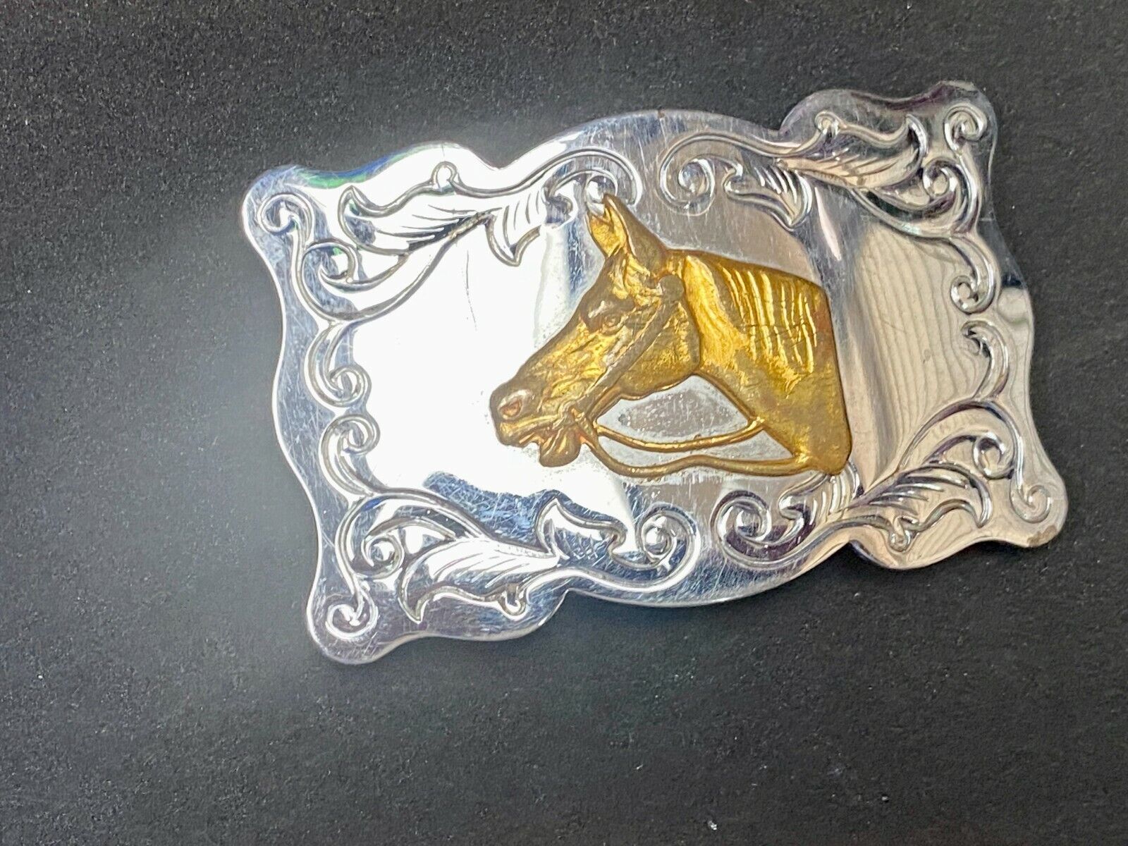 Two Tone Ornate Boarder Horse Head Western Rodeo Cowgirl Cowboys Belt Buckle