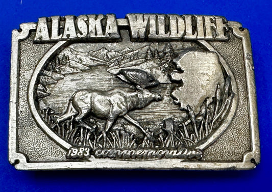 ALASKA WILDLIFE Animal Mountain Scene 1983 Commemorative Siskiyou Belt Buckle