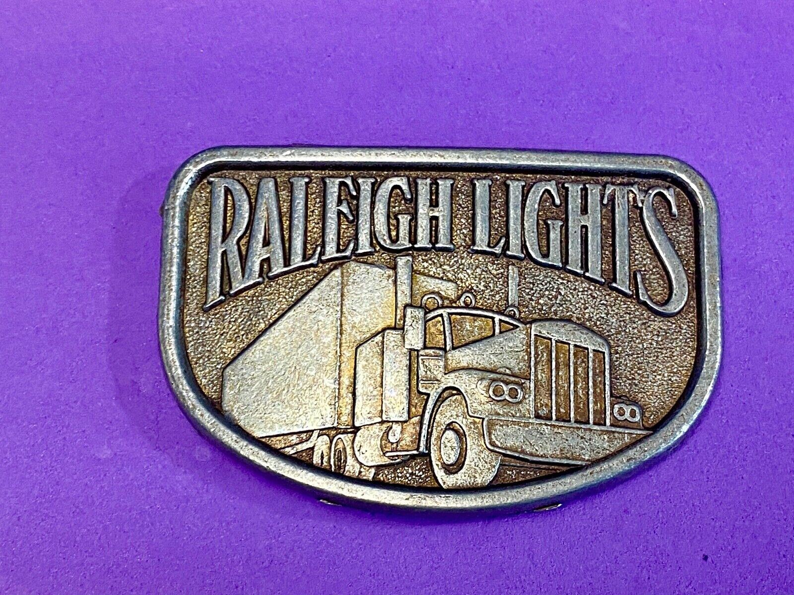 Vintage 1980'S ? Raleigh Lights Belt Buckle Cigarette Advertising Trucker 