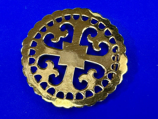 vintage Celtic pattern round cutout belt buckle by designer Ann Lansing