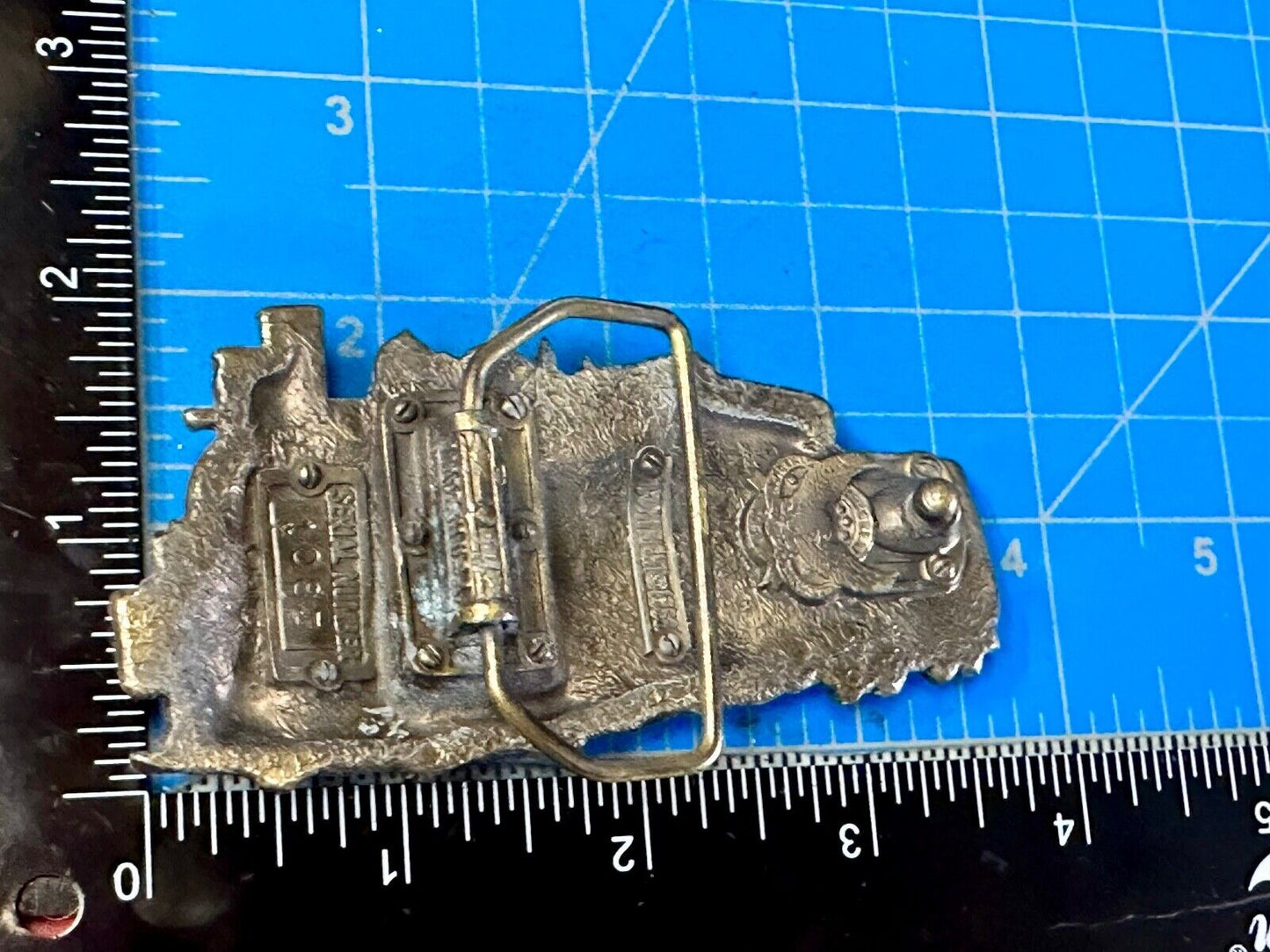 Train Rail Road Steam Engine Through cutout 1983 Great American belt buckle