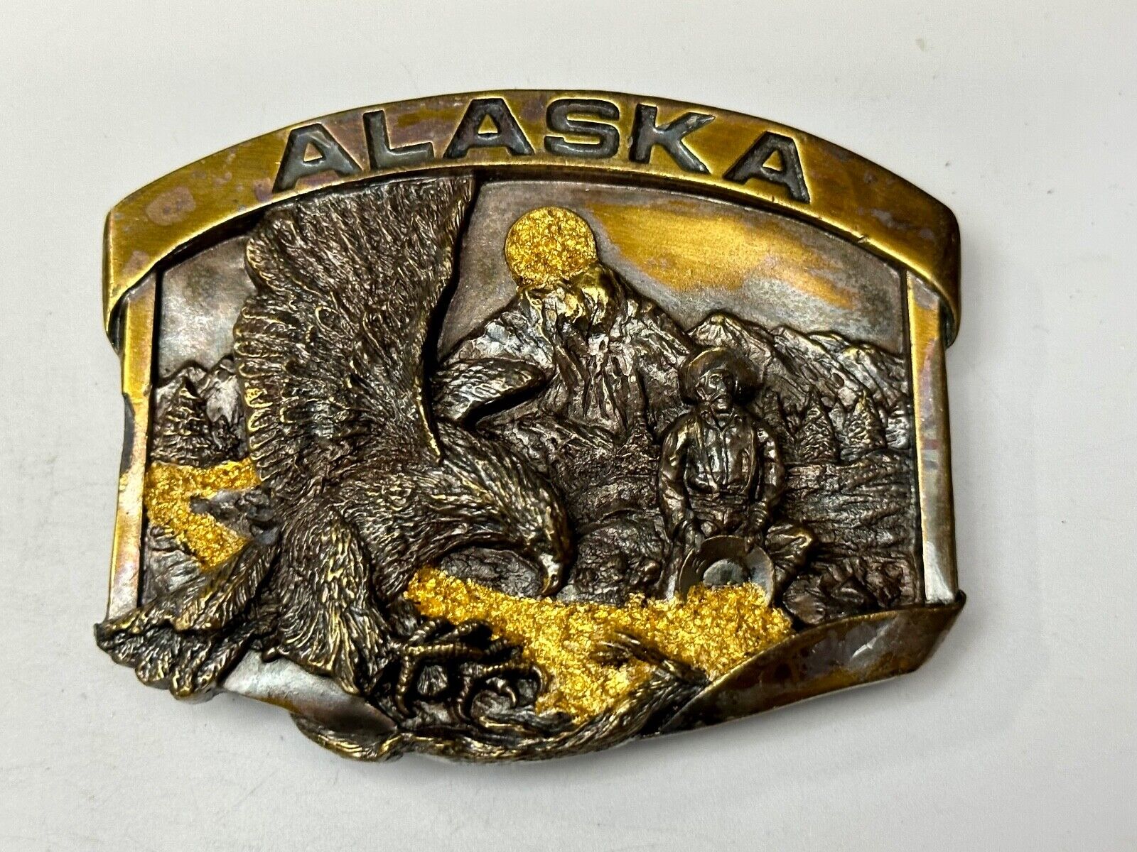 Alaska Gold Rush Mining Panning gold tone Vintage 1984 Siskiyou Belt Buckle