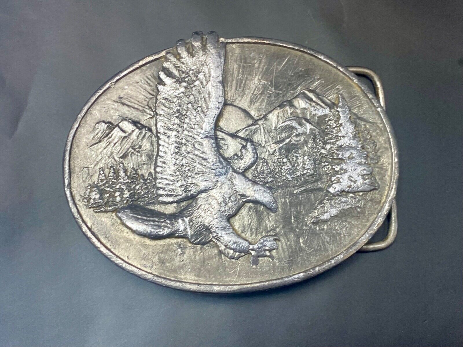 The Eagle - Bird and Symbol of Courage Freedom Siskiyou Vintage 1982 belt buckle