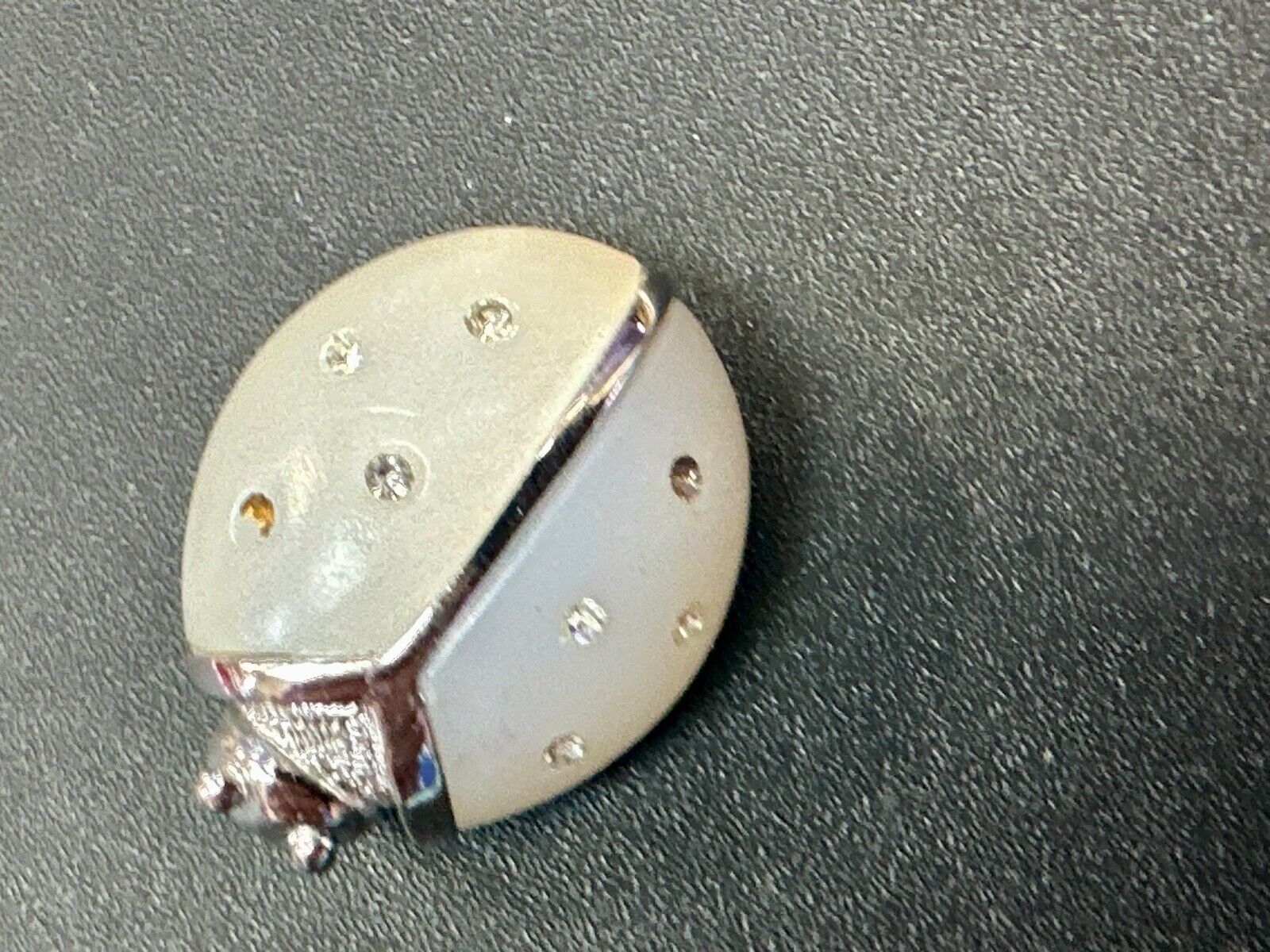 AVON Vintage LADYBUG LAPEL Pin Enamel Costume Jewelry missing rhinestone?