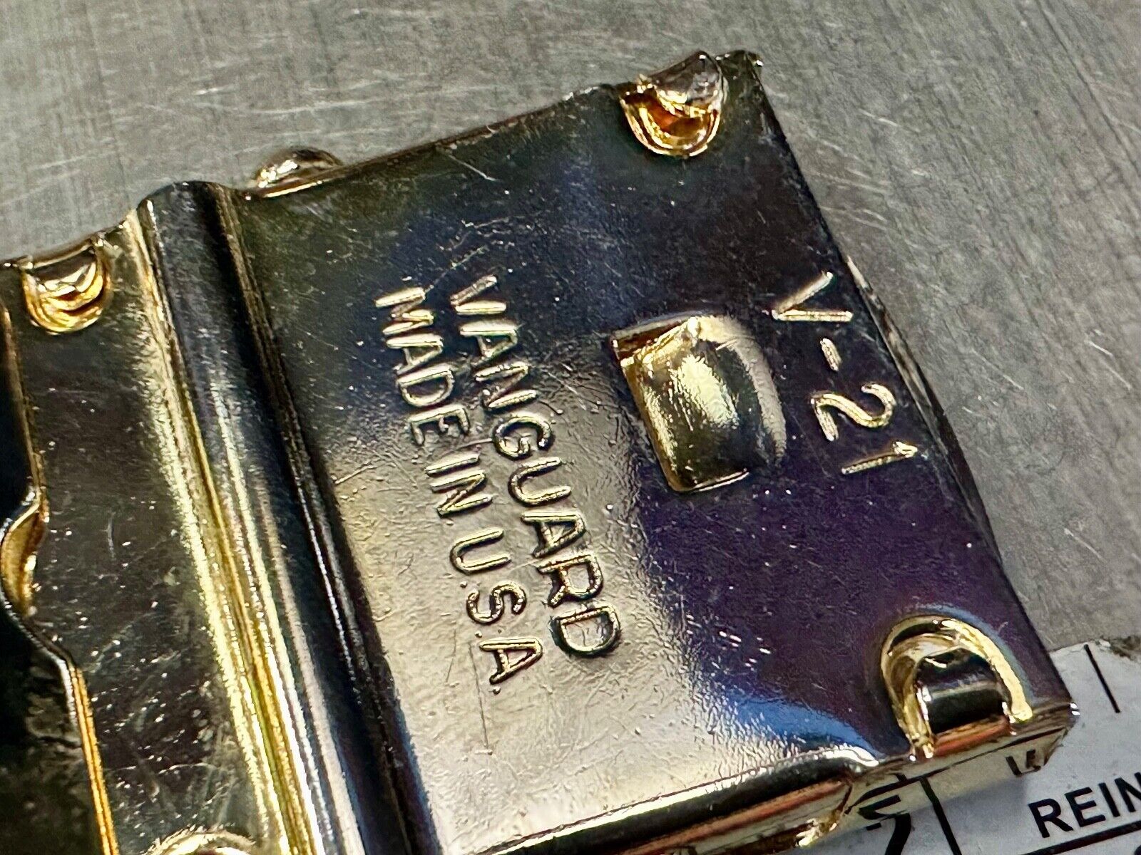 Vanguard V-21 Marines Military Uniform vintage solid brass belt buckle