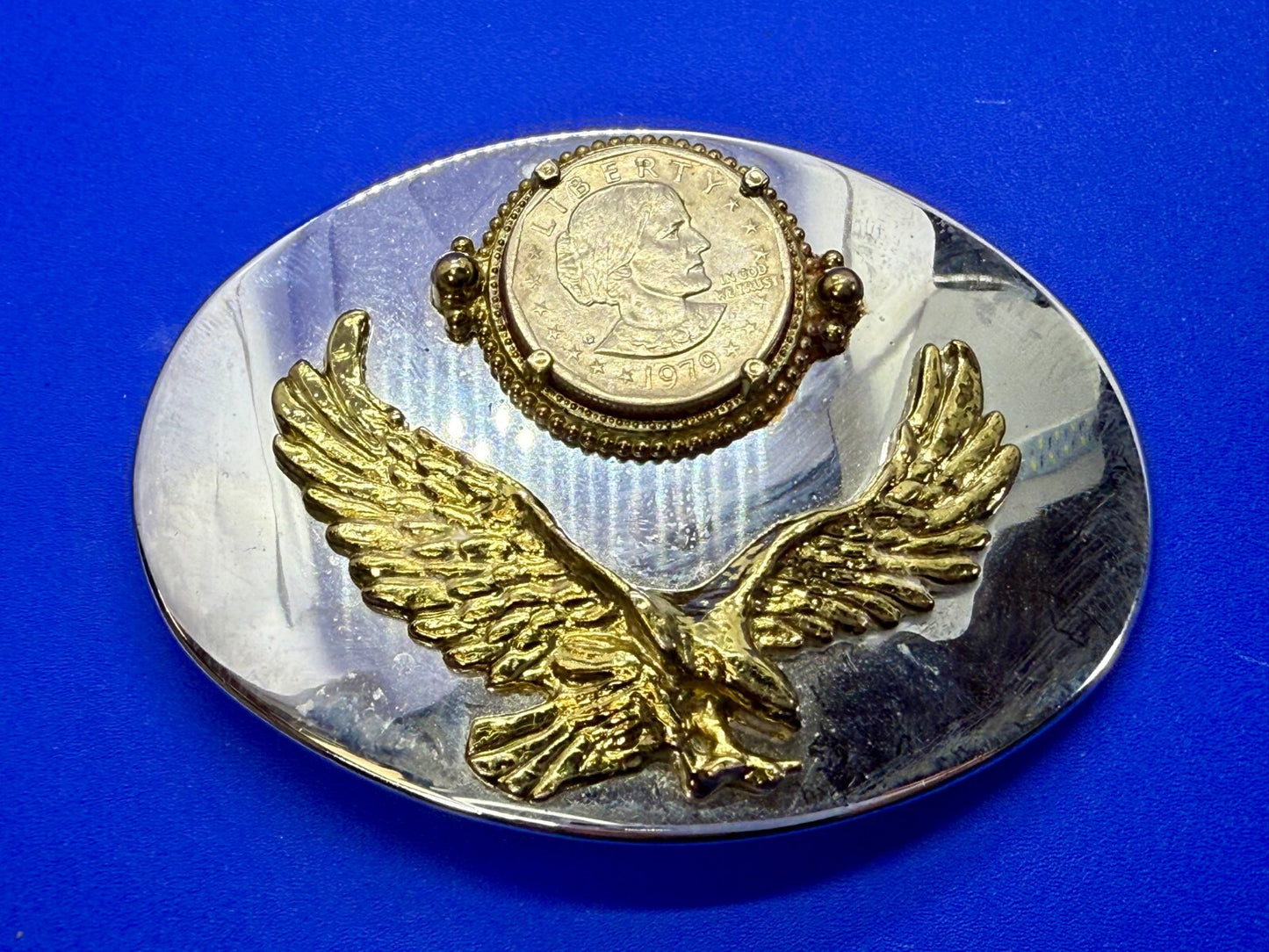 American Bald Eagle 1979 Susan B. Anthony Dollar Coin Collector Belt Buckle