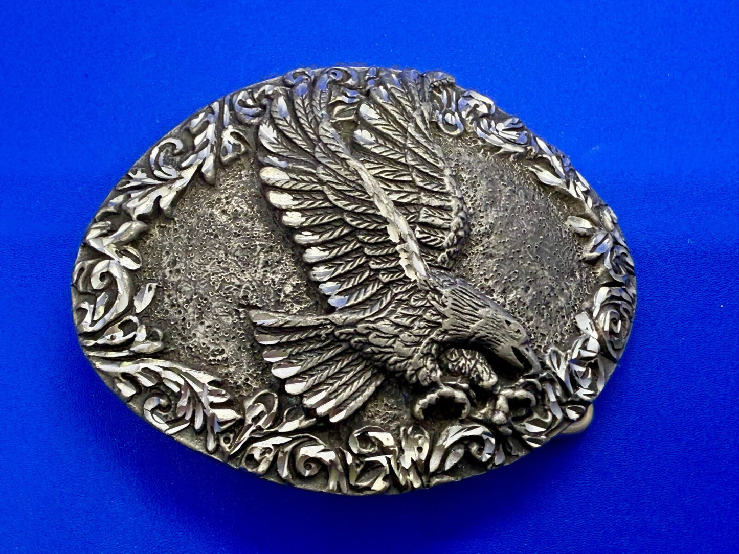 3D Flying American Bald Eagle Swirl Ornate Border Carved 1993 EGE Belt Buckle