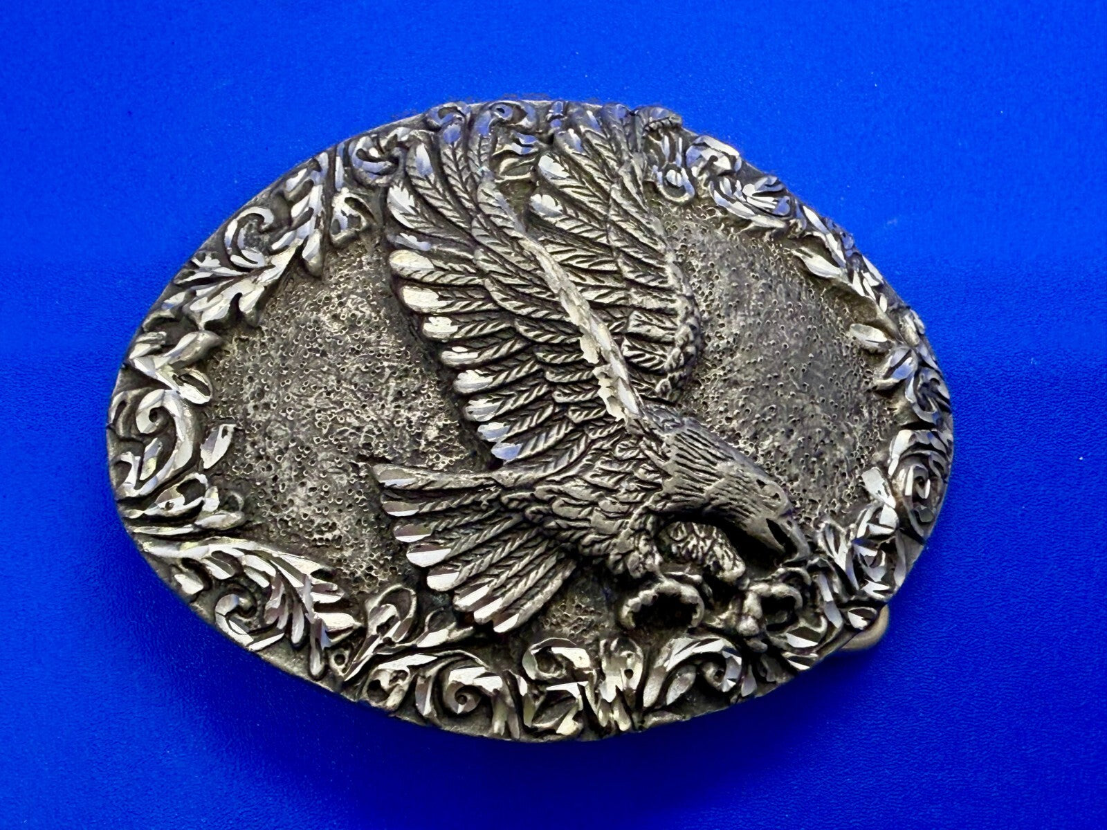 3D Flying American Bald Eagle Swirl Ornate Border Carved 1993 EGE Belt Buckle