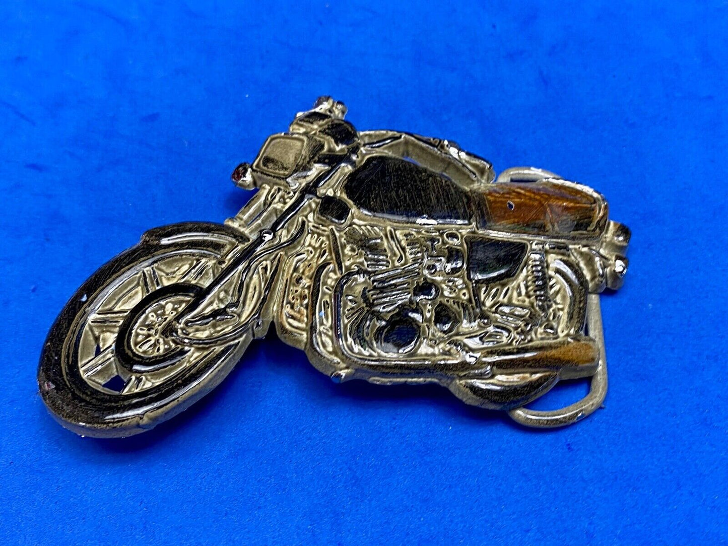 4" wide cut out Motorcycle shaped brown black & silver color belt buckle 