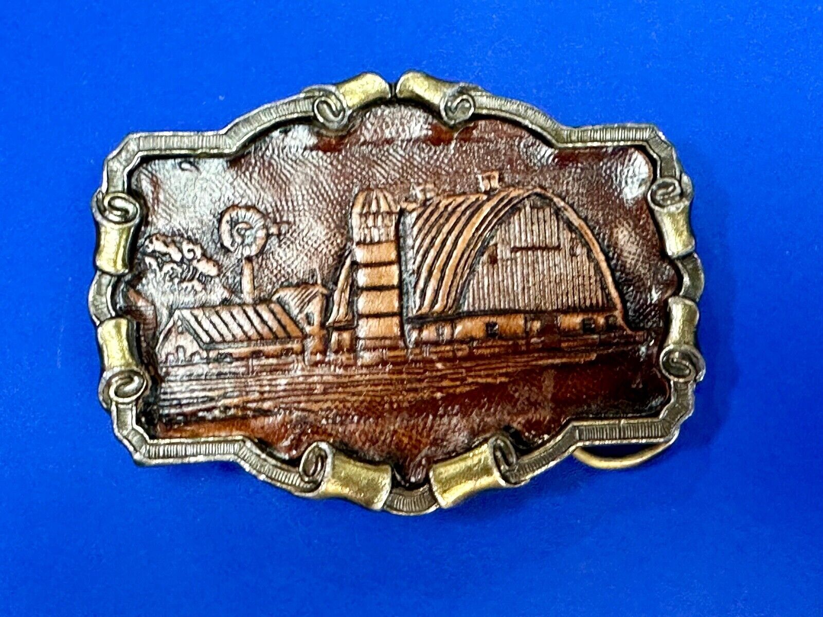 Americas Great Farmland vintage 1980 Great American vintage belt buckle Co
