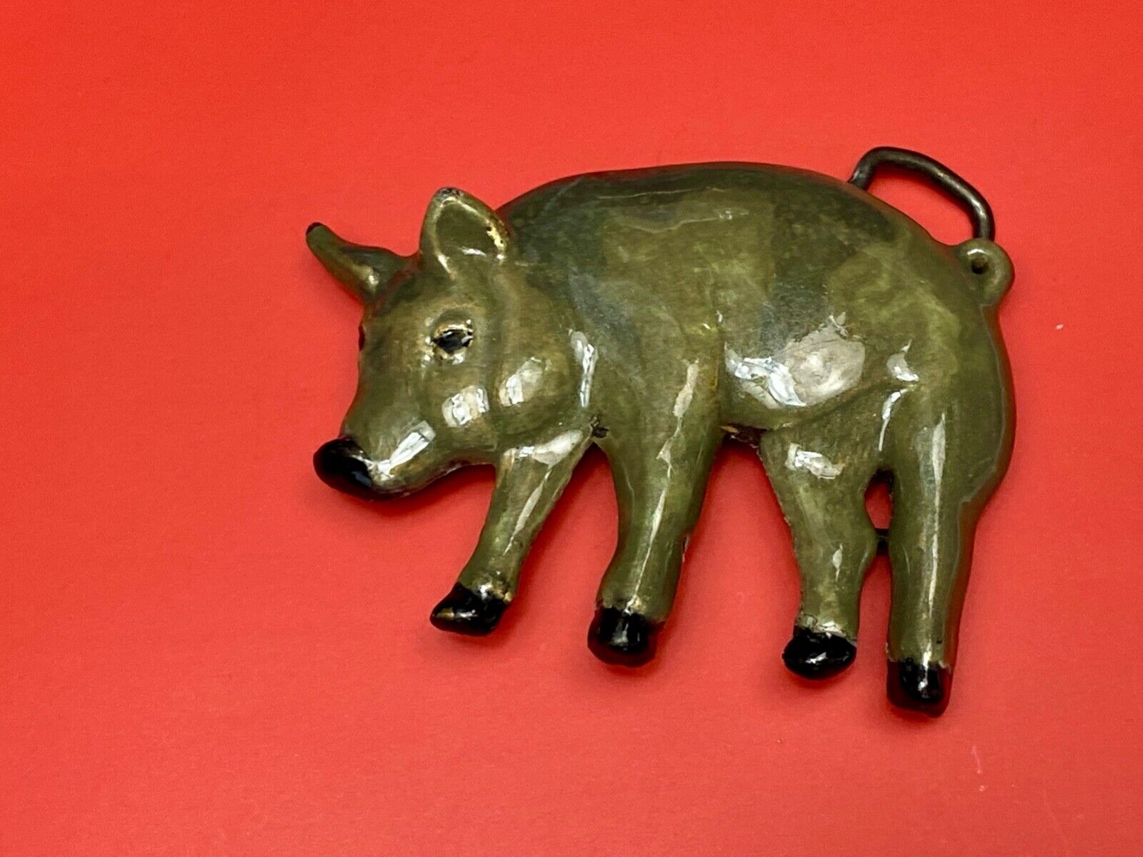 Adorable Pig Hog on the farm cutout swine animal belt buckle