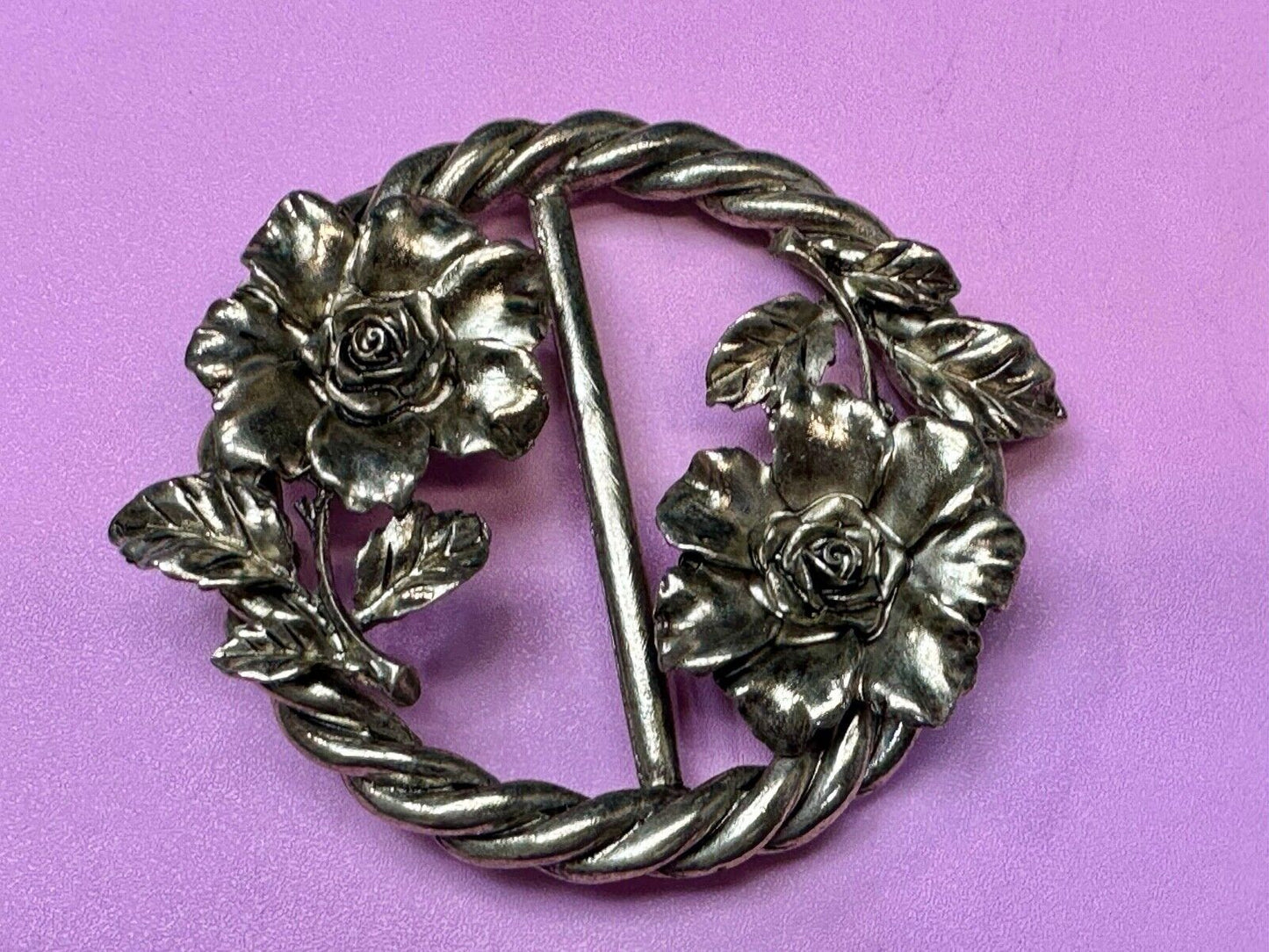 Antique Feel, Flower Figural Scarf slide Twisted rope pattern vtg.  Belt Buckle