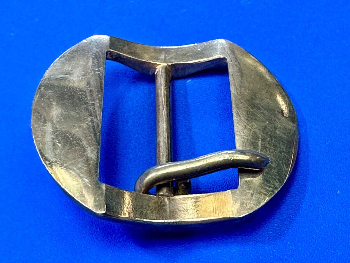 Unique Strange Shape! 103 / 30 2? raised round replacement belt buckle