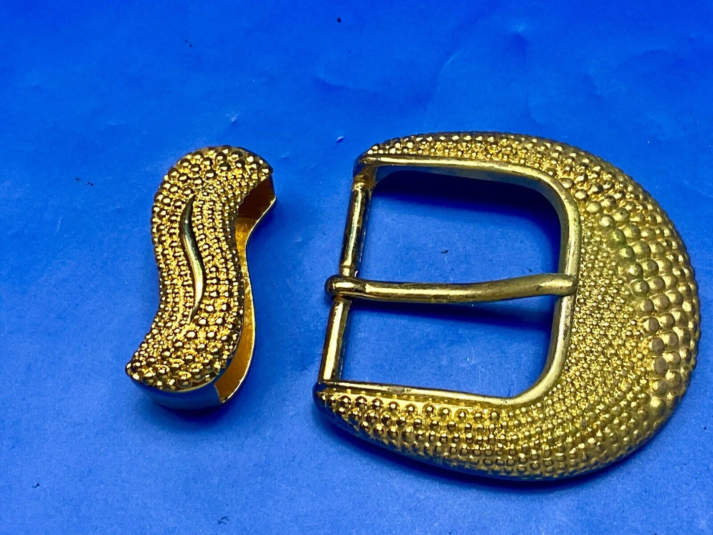 unique two piece gold tone wide textured belt buckle 