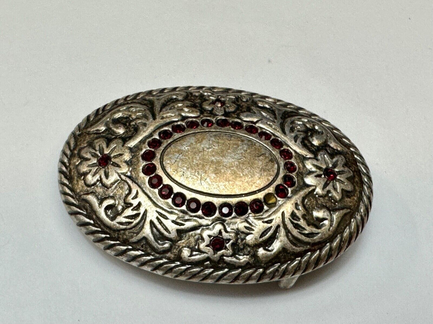 Vintage flower swirl rhinestone accented belt buckle for your center  cab stone