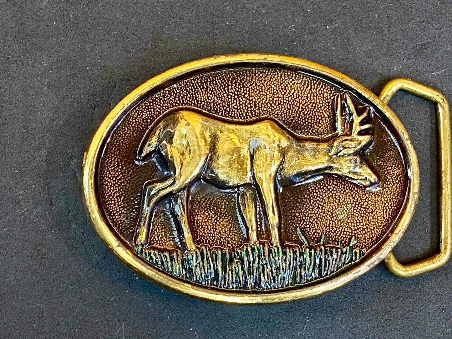 Vantage Bts Solid Brass Belt Buckle  - Deer Grazing In Nature 