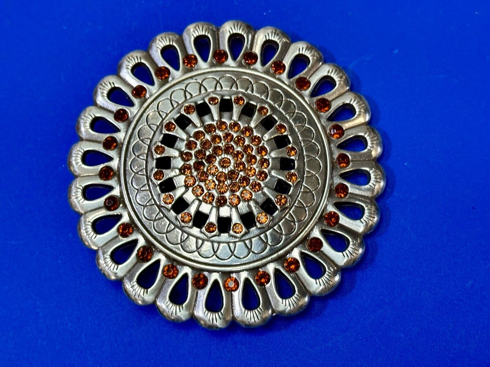Vintage Flower shaped silver tone red rhinestone accented belt buckle