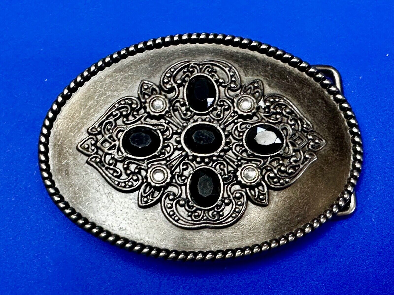 Black & White Rhinestones on Ornate Western Oval Belt Buckle with Rope Border