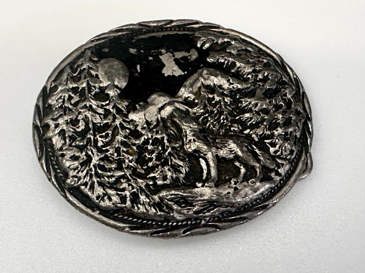Alaska Wolf Howling at the Moon Vintage SSI Diamond Cut Belt Buckle Handmade USA
