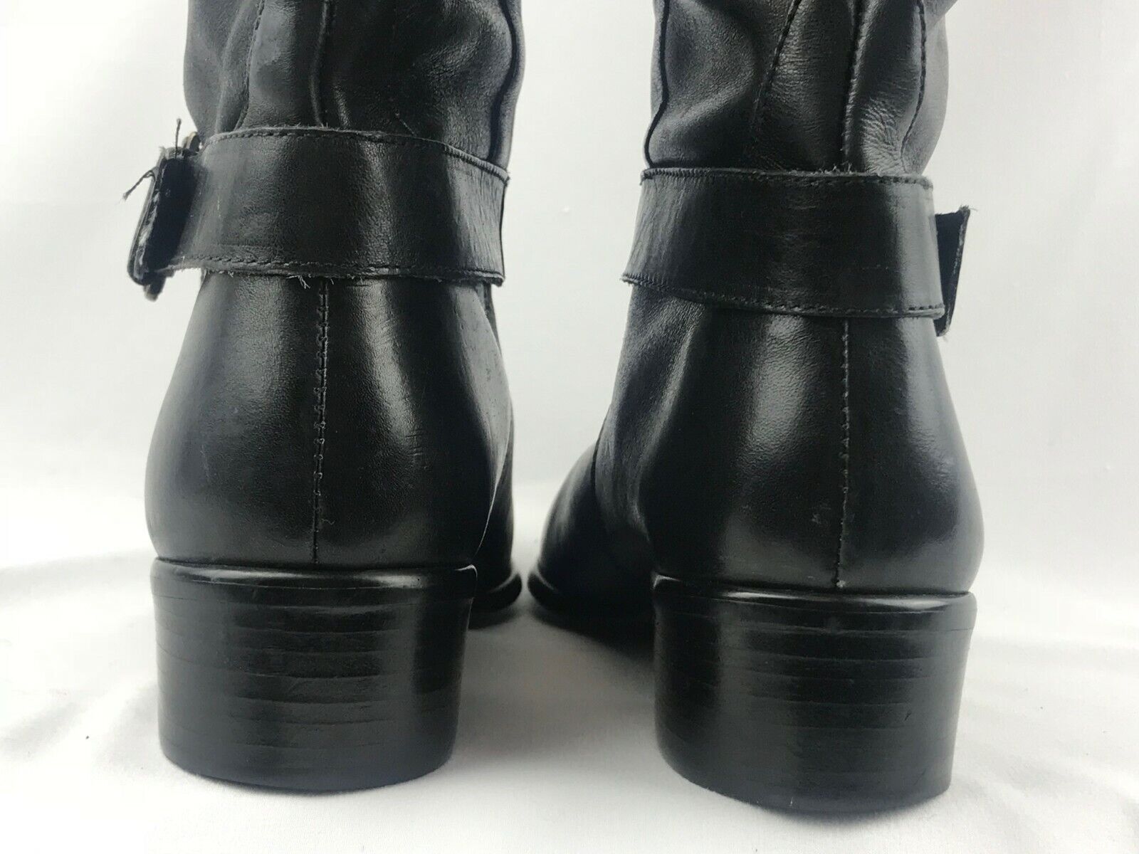 BANDOLINO Black Leather Tall Riding Boot w/ Buckle 5.5