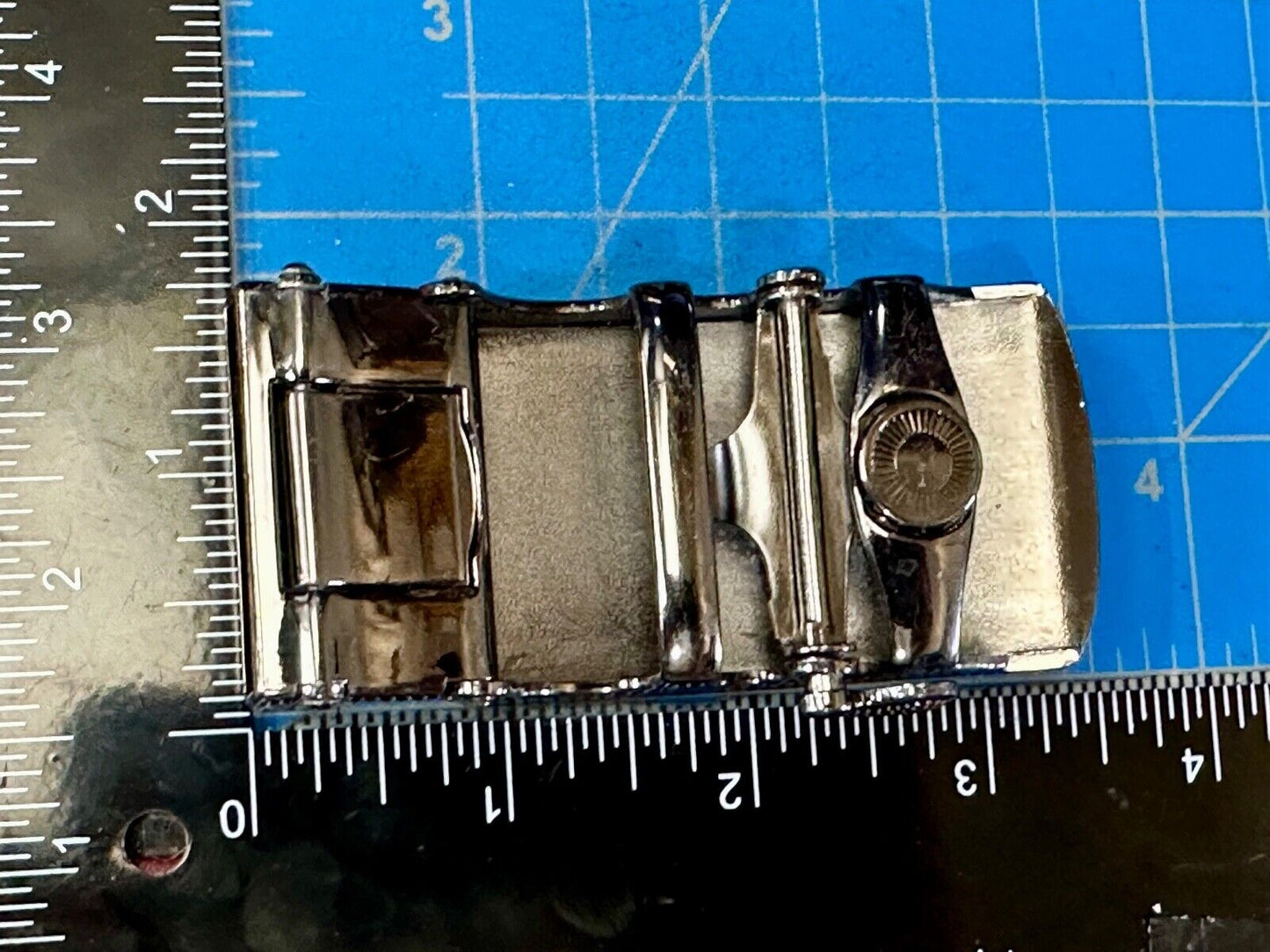 American Eagle - Replacement Racket style dress vintage belt buckle