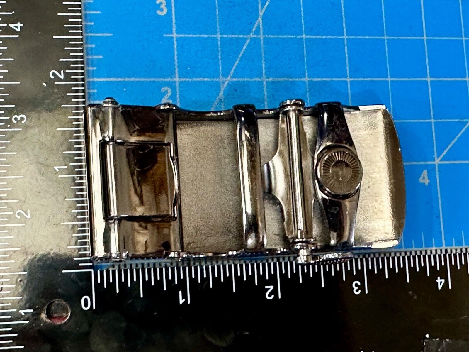 American Eagle - Replacement Racket style dress vintage belt buckle