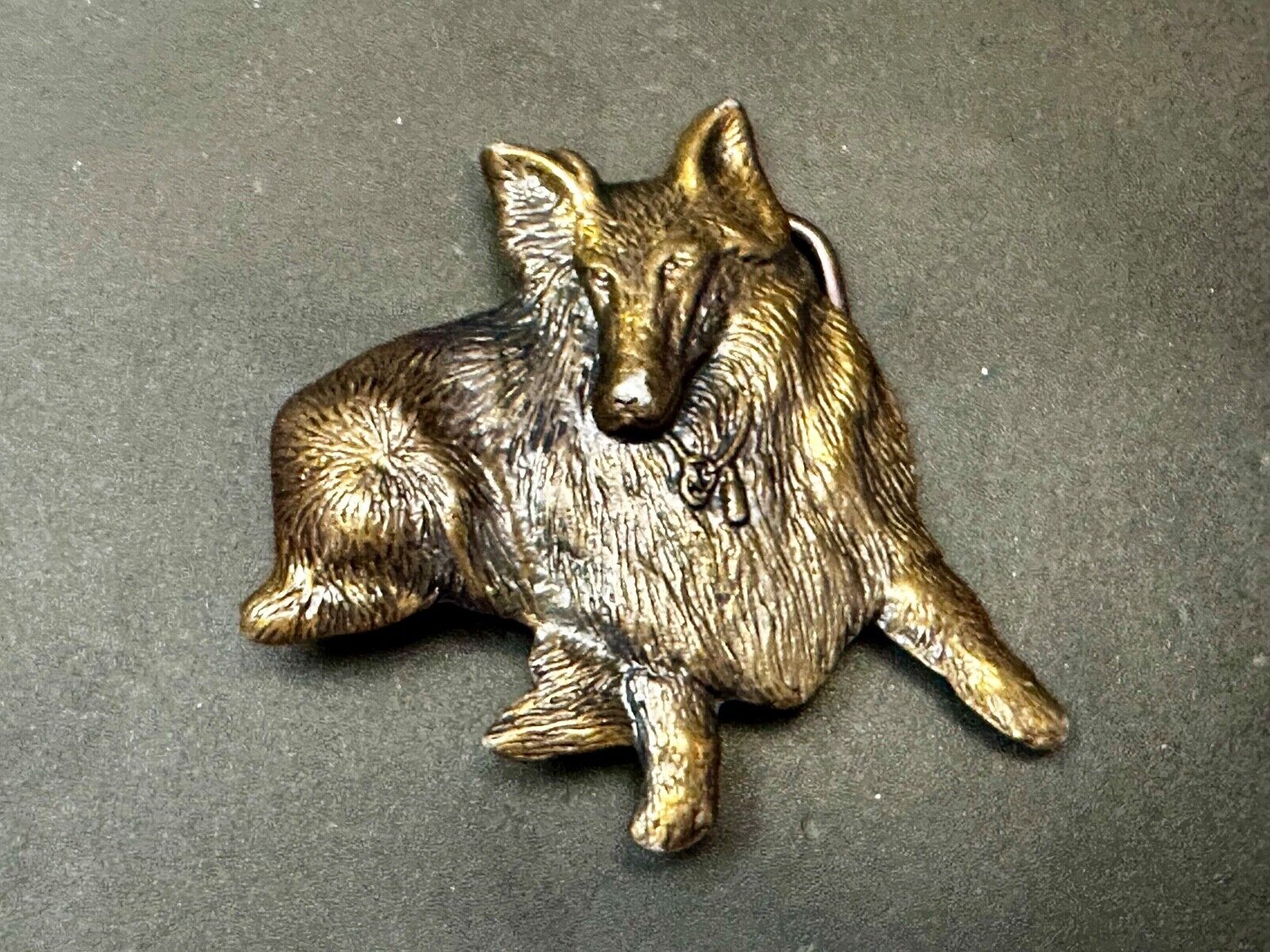 Adorable Collie Dog Breed Lassie Sitting Breeder Owner Vtg. CutoutBelt Buckle