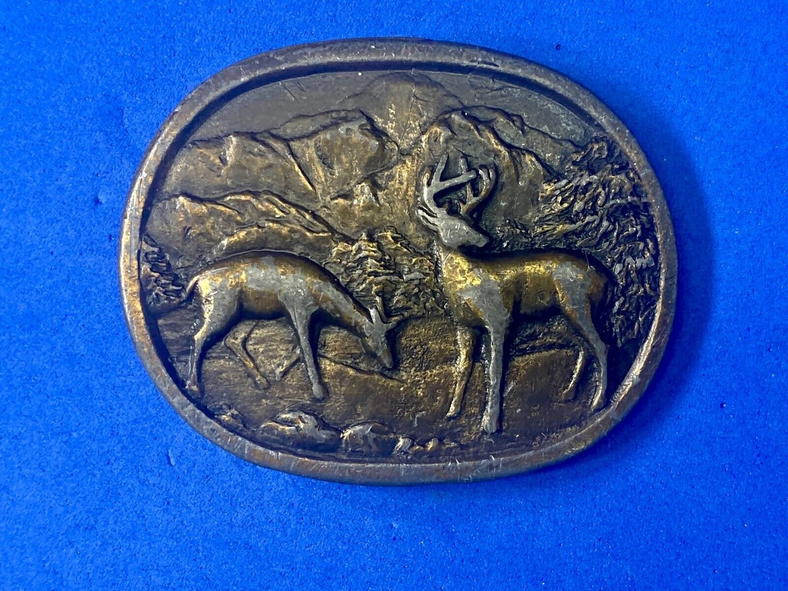 Two Deer Grazing In Nature Vintage Brass Tone Belt Buckle 