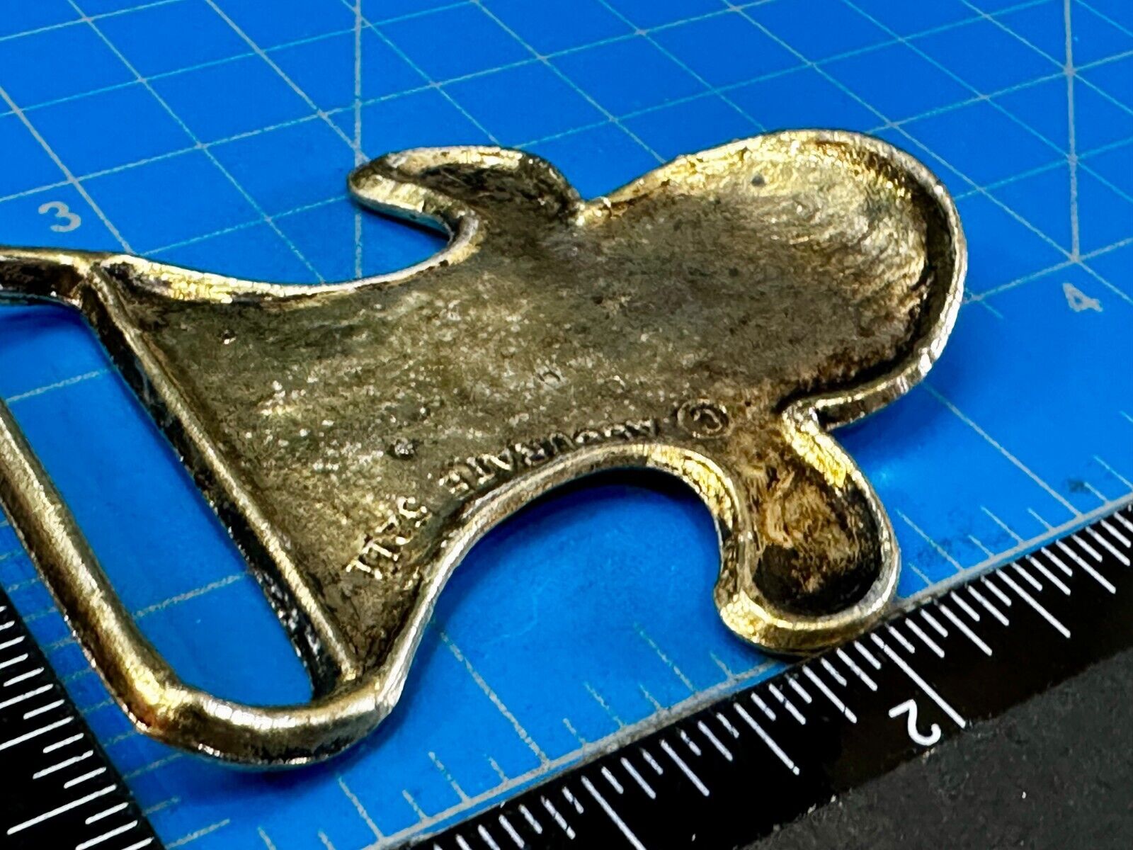 Unique Pattern Cutout Hippy Style Allurate 5211 retro shape Belt Buckle