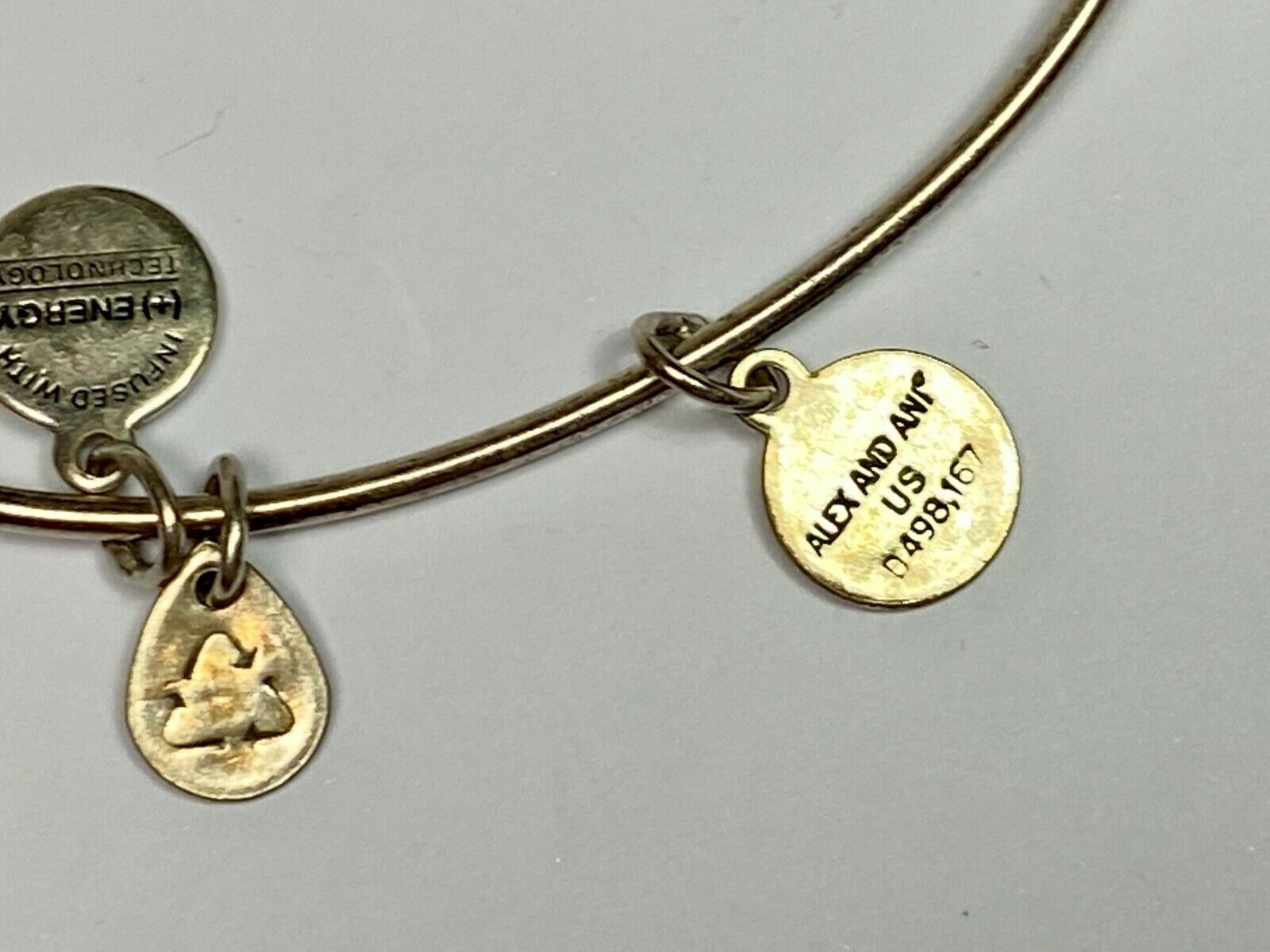 Alex And Ani Pineapple 2016 Charm Bracelet Bangle Warmth Welcome Friendship