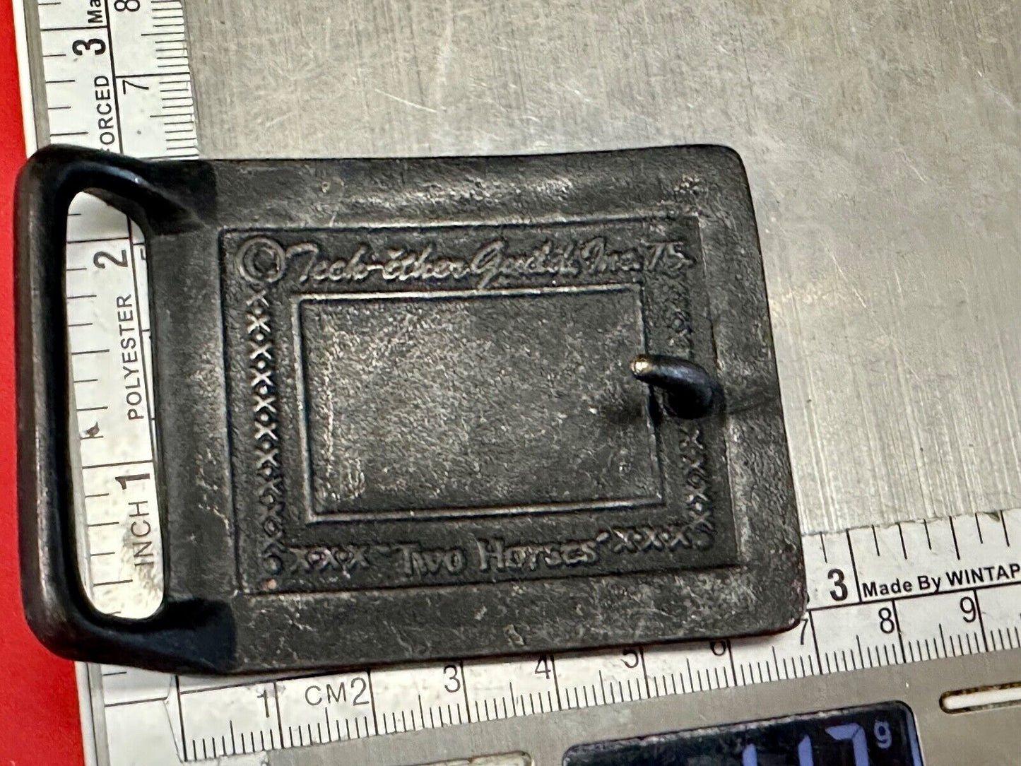 TWO HORSES TECH-ETHER GUILD Vintage art Horse lovers belt buckle