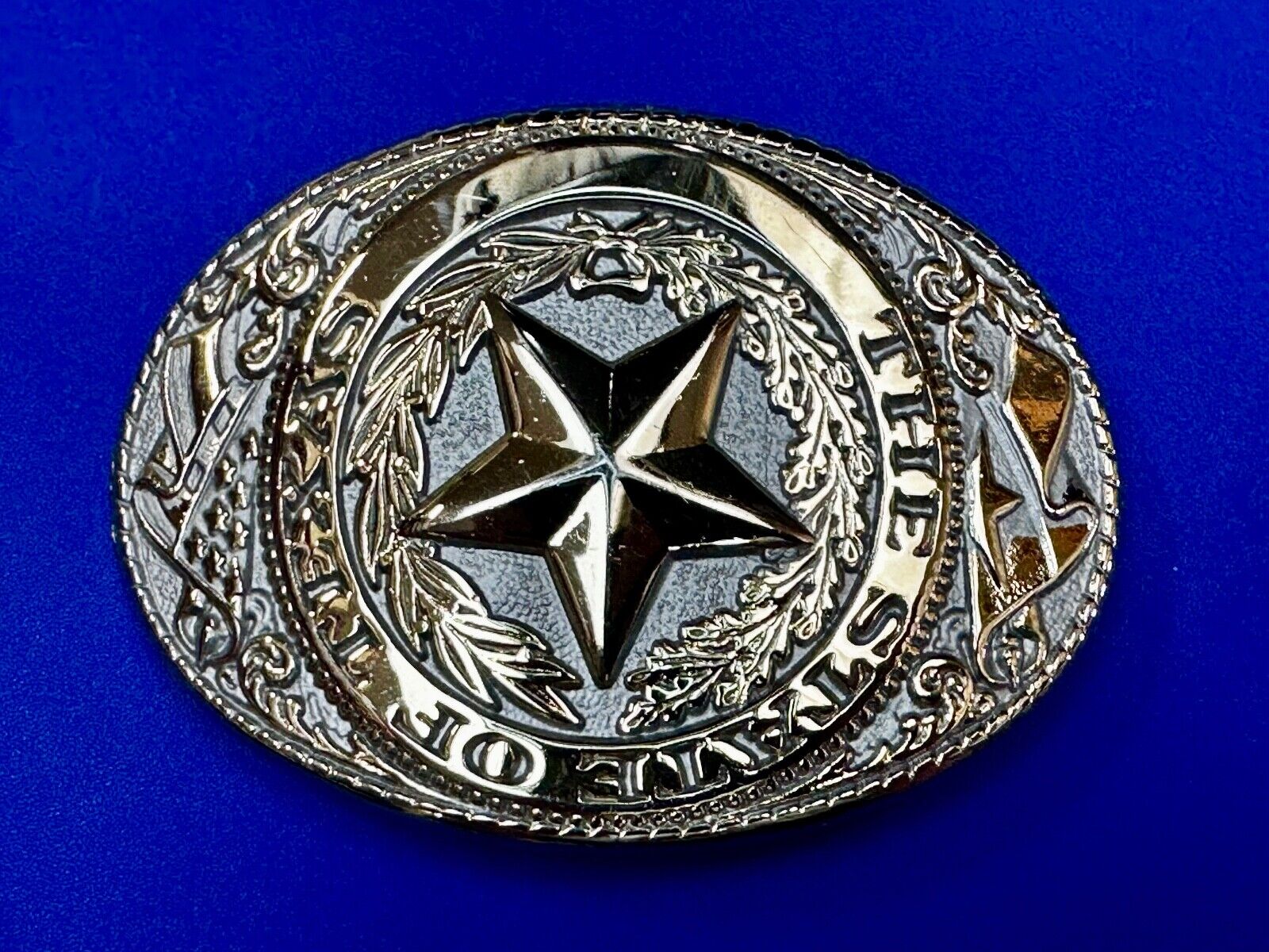The Great State of Texas Star & Flag western Gold & White Color  Belt Buckle
