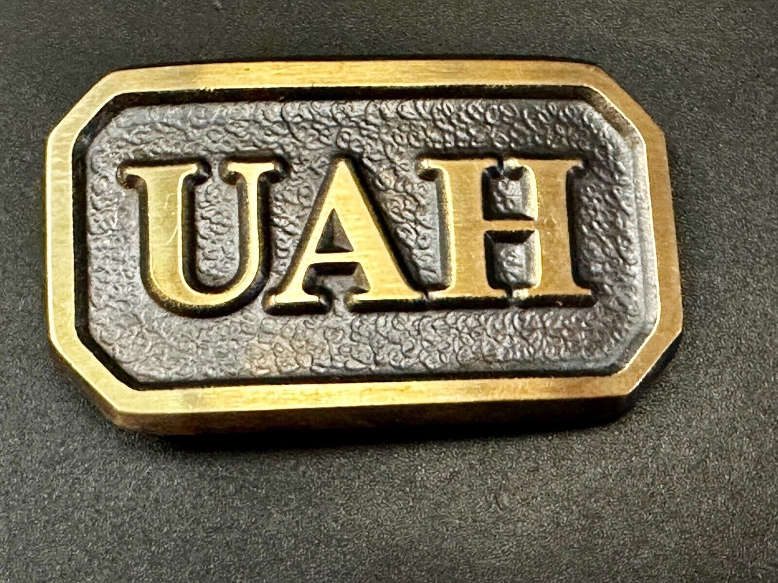 UAH University of Alabama in Huntsville?  Alumni Commemorative Belt Buckle