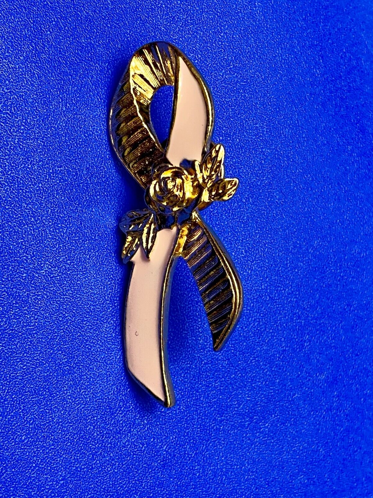 Vintage Avon Breast Cancer Awareness Lapel Pin Pink Ribbon Roses Brooch Pin