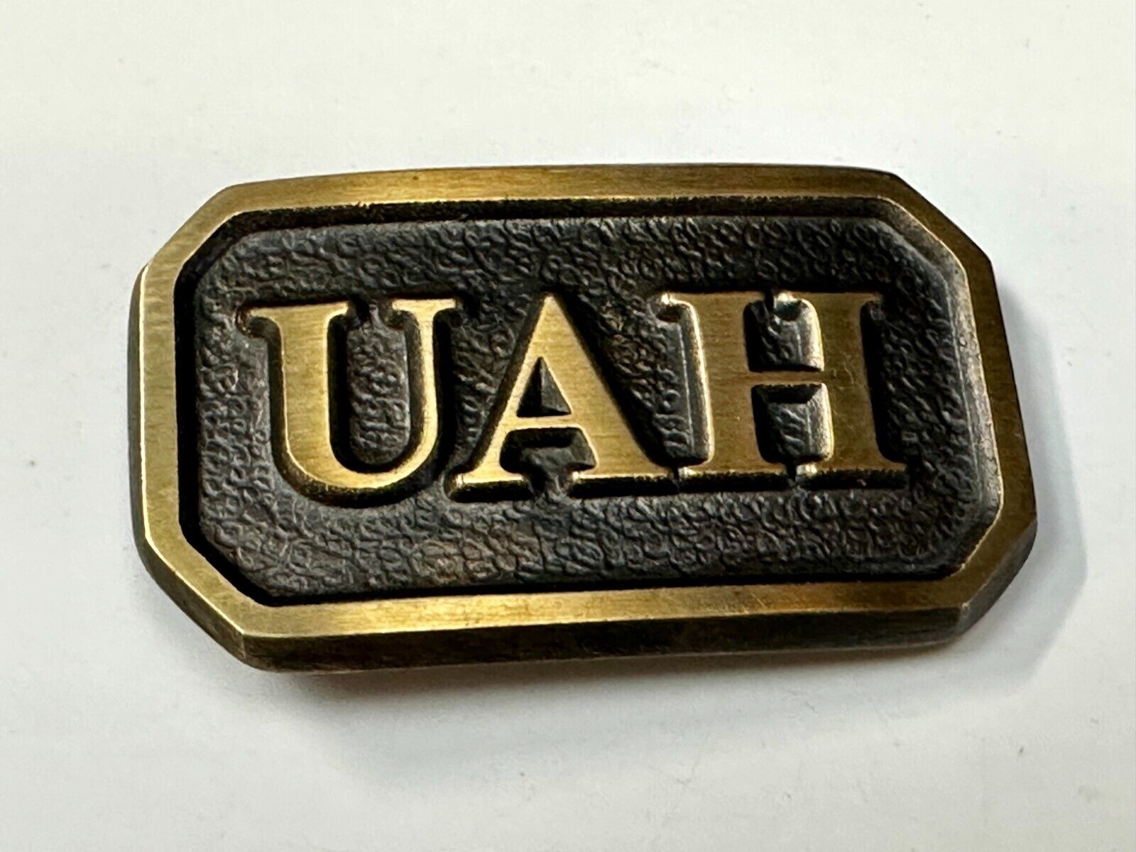 UAH University of Alabama in Huntsville?  Alumni Commemorative Belt Buckle